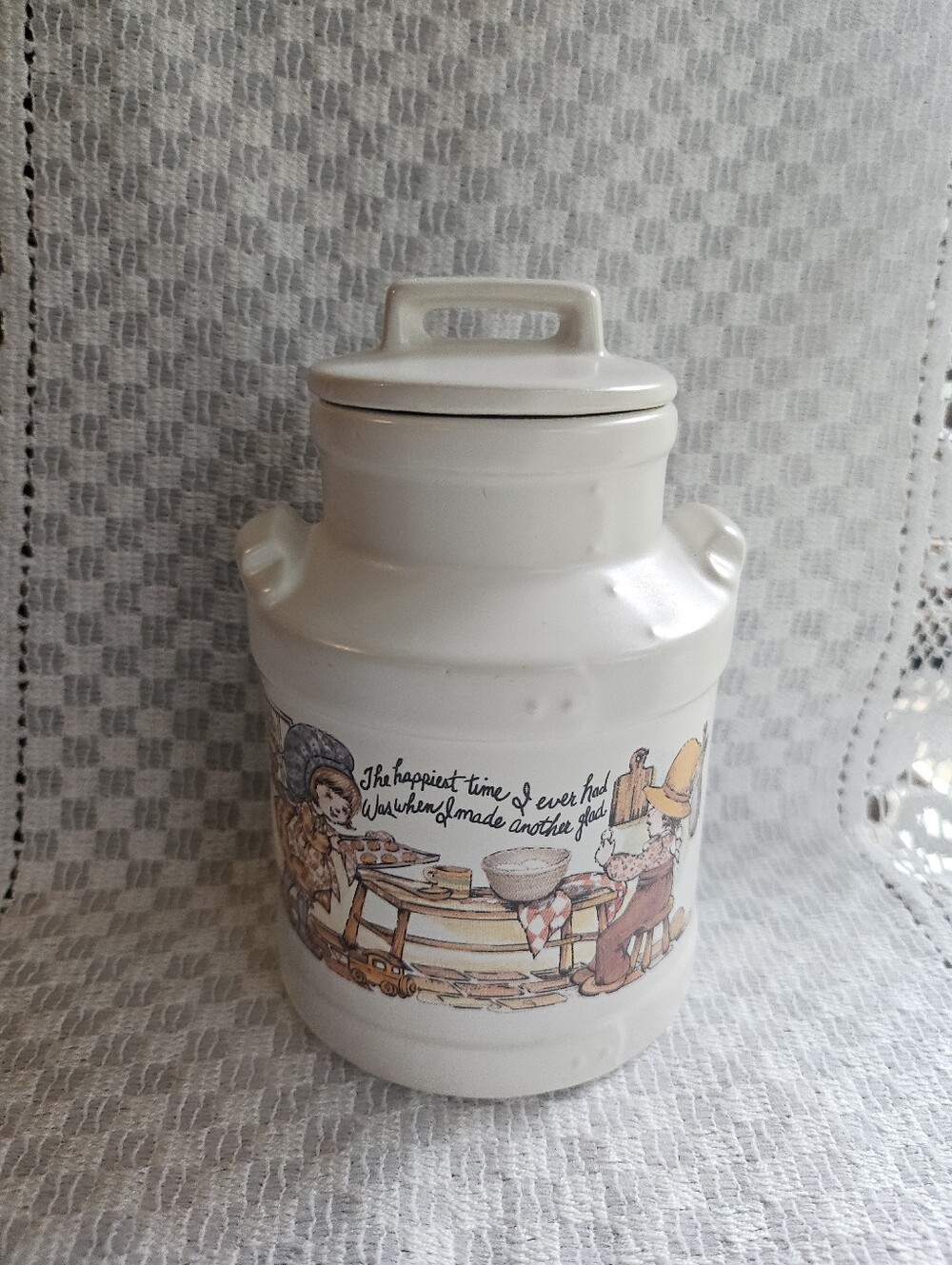 McCoy Pottery Holly Hobbie Jar